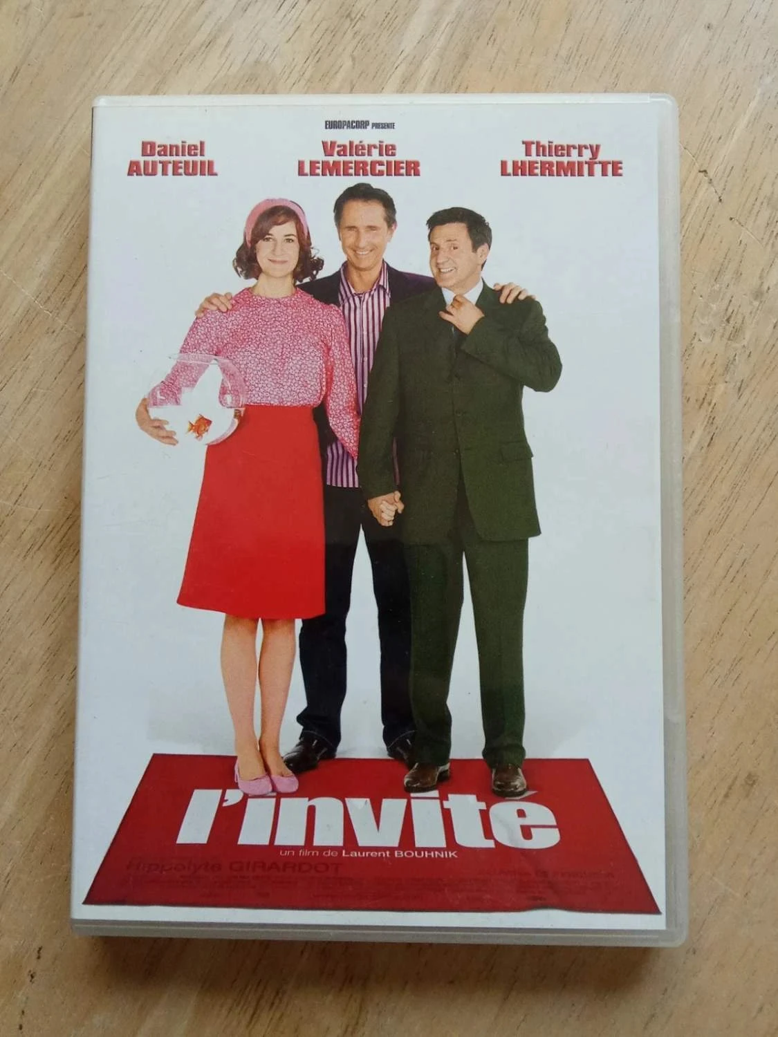 L'invité, de Laurent Bouhnik, avec Daniel Auteuil, Valérie Lemercier, Thierry Lhermitte